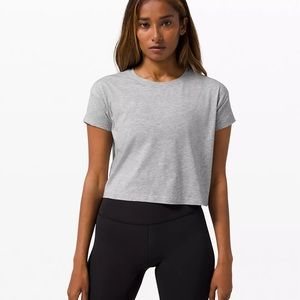 Lululemon Cates Tee Size 6